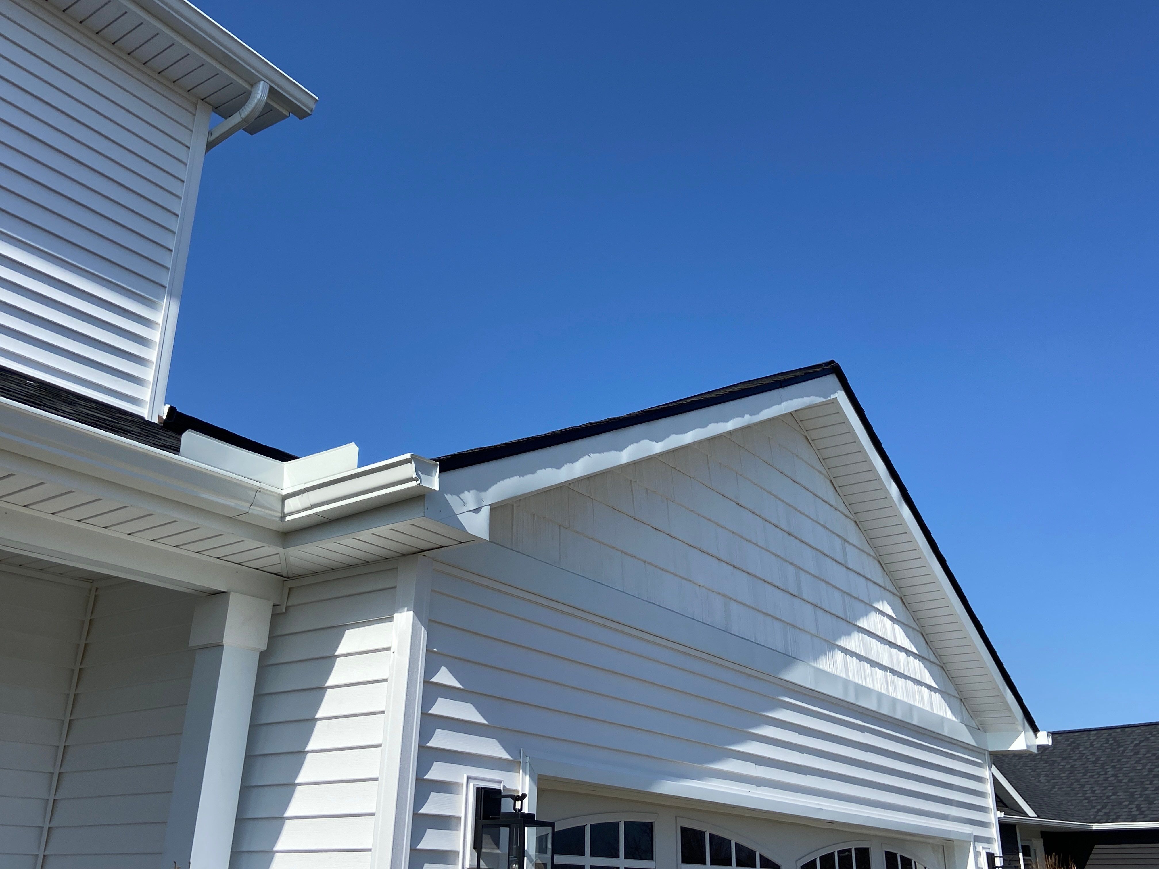 Siding Replacement using Certainteed Classic Restoration D4 by 180 Contractors