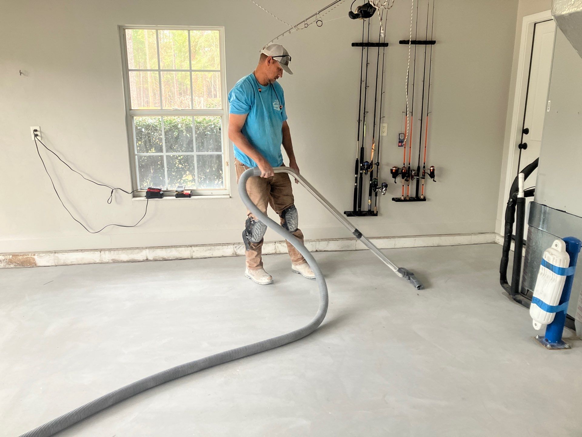 Garage in High Springs, FL in Domino by Cross Creek Concrete Coatings