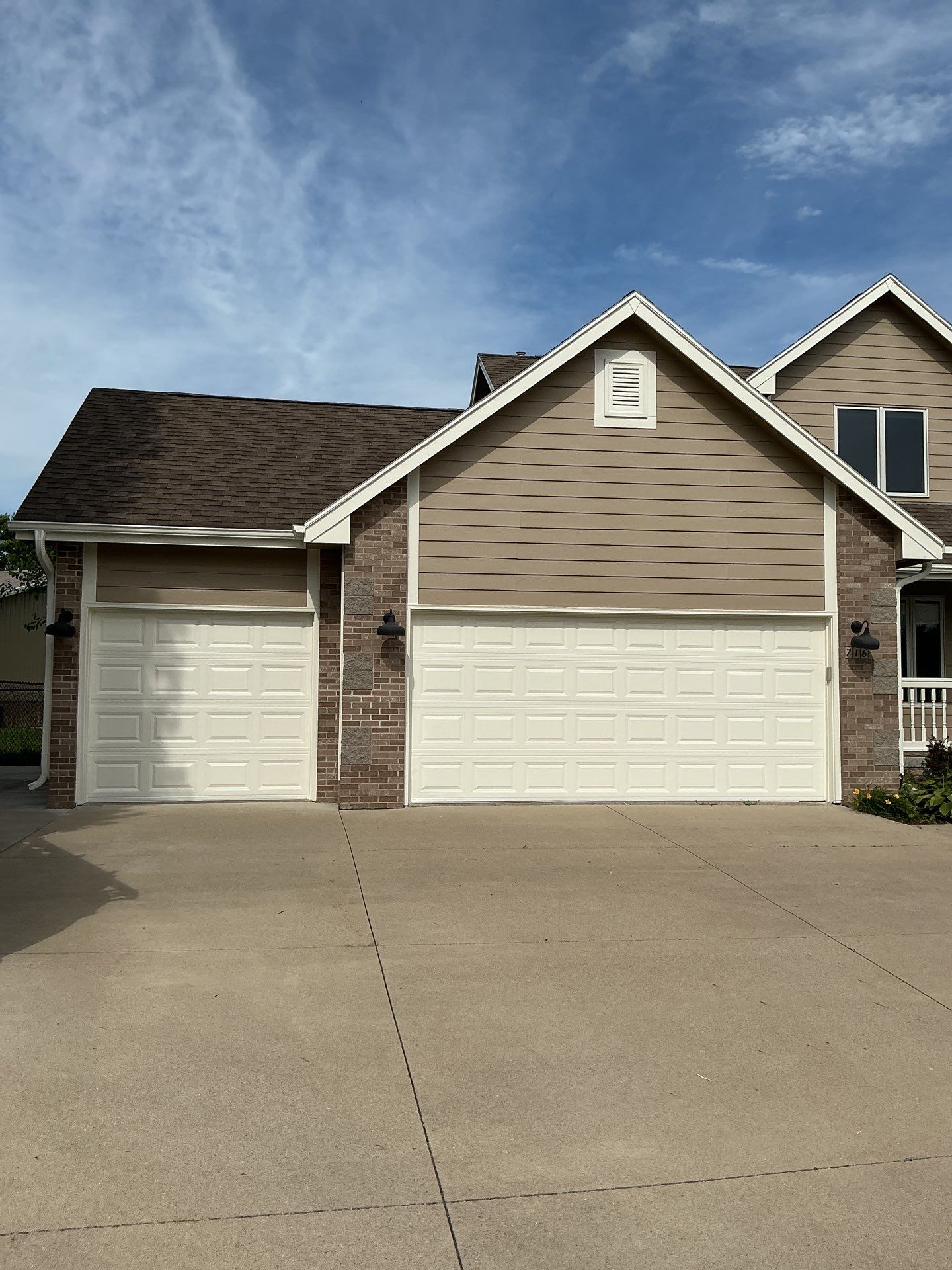 Residential Exterior Repaint  by Midwest Paint LLC