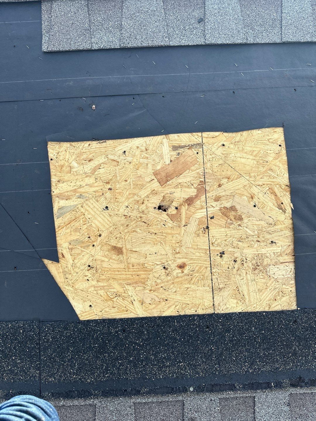 Hail Damage using Owen's Corning Duration (Lifetime) Shingles by Roof Repair Company