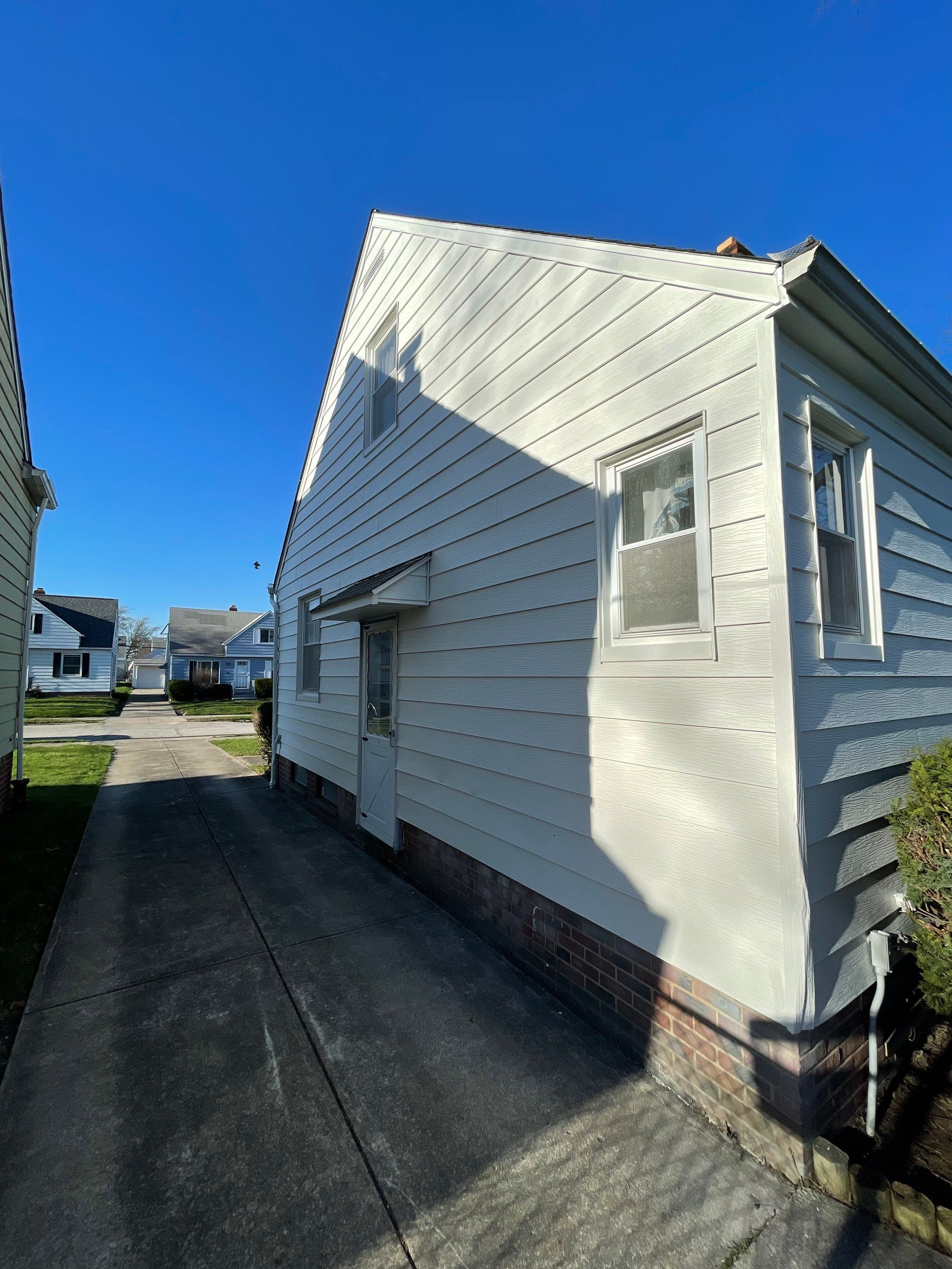 Exterior Painting using Sherwin Williams SuperPaint by Callaway Contracting LLC