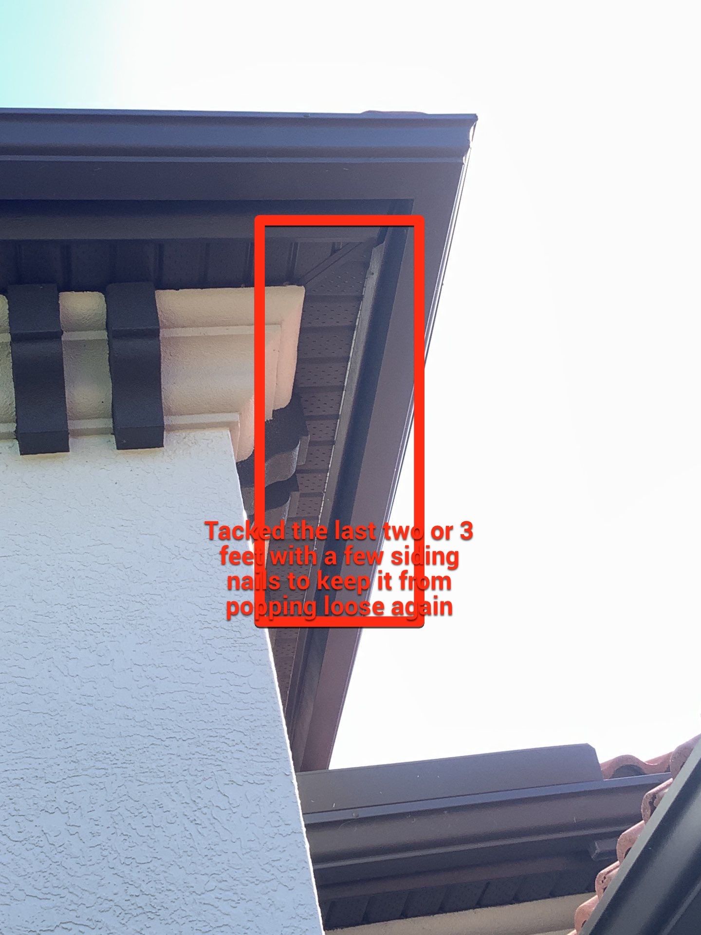 Dark Soffit and Fascia Repair in Lakewood Ranch FL by Gutter Professors