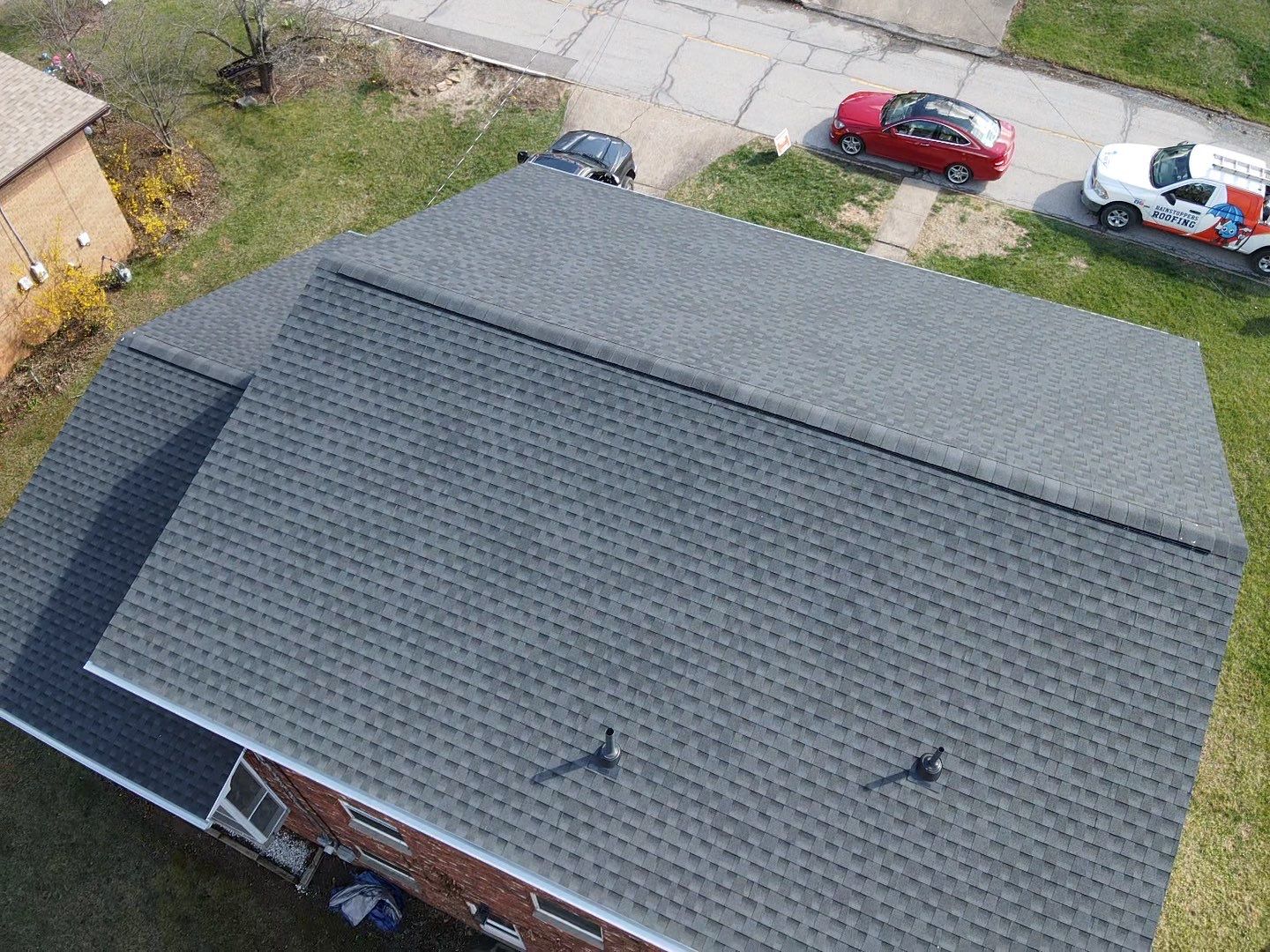 Residential Roofing Installation using GAF Timberline HDZ Charcoal by Rainstoppers Roofing