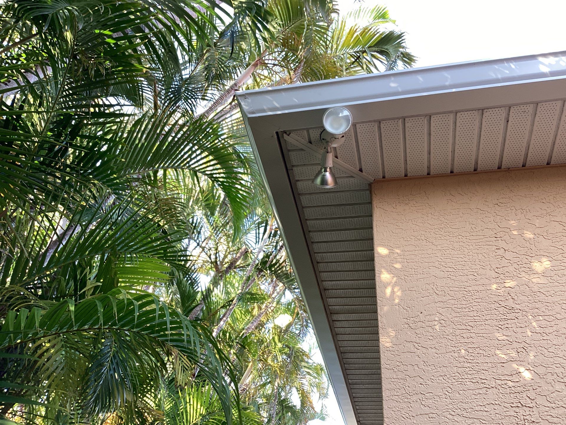 6 Inch Seamless Gutters using K-Style Seamless Gutters in Cape Coral FL by Gutter Professors