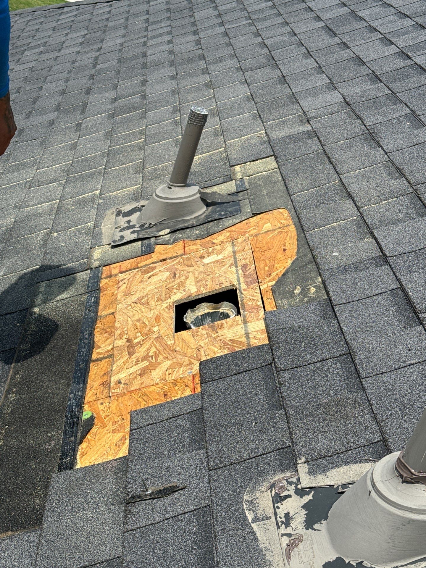 Hail Damage using Owen's Corning Duration (Lifetime) Shingles by Roof Repair Company