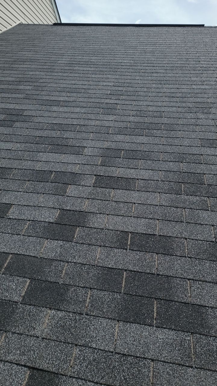 Brand: Atlas Pinnacle Color: Pristine Scotchgarde Copper Canyon Drip: White by Eagle Eye Roofing