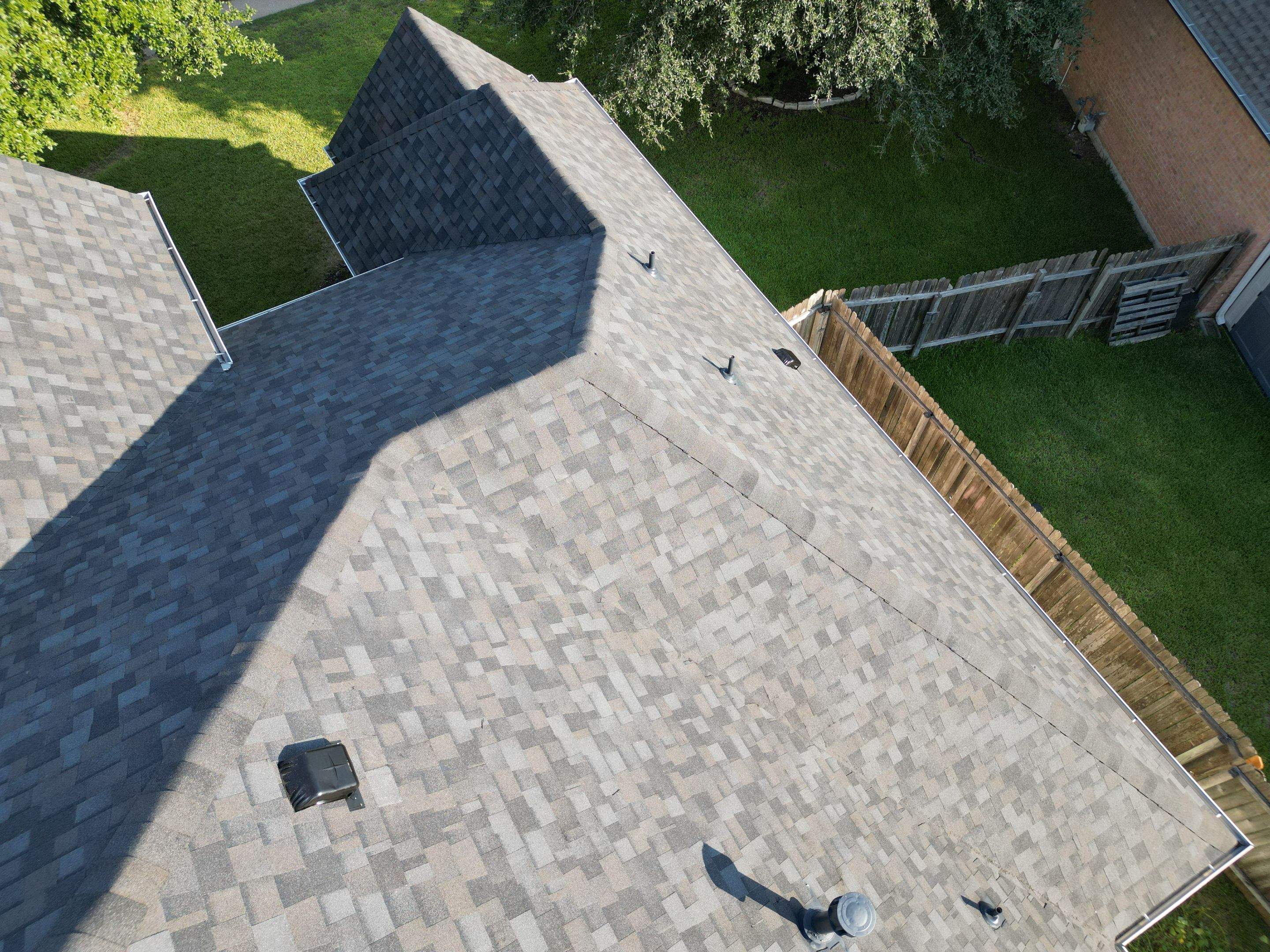 Williamsburg Gray - Owens Corning TruDefinition Duration by RoofsOnly.com