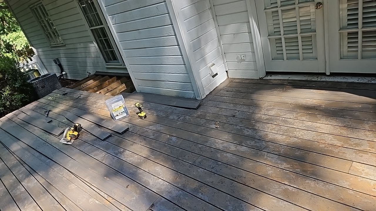 Jameswood Lane - Composite Deck Build by Pillar and Pine