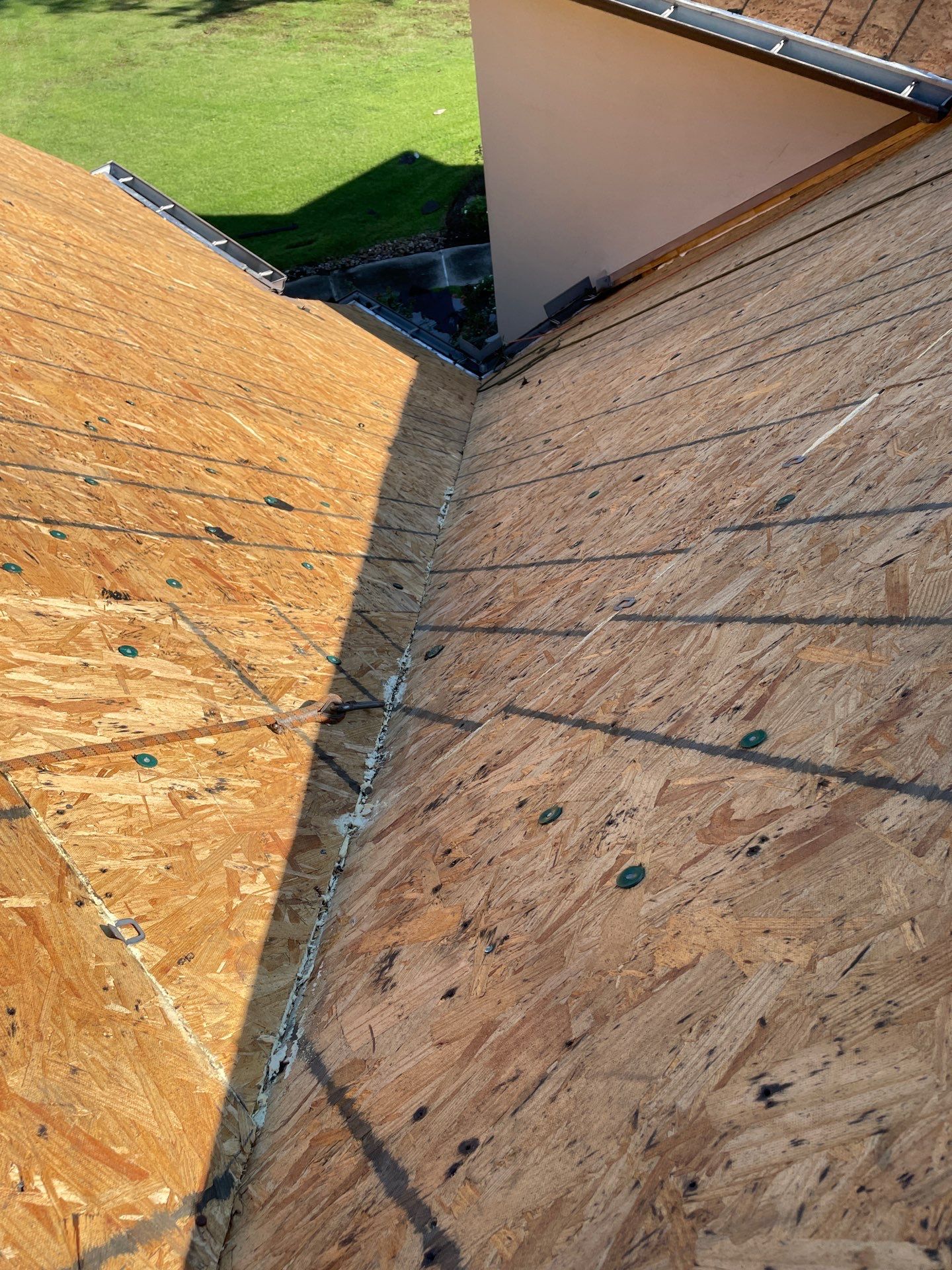 Residential Roofing Installation using Owen's Corning Duration (Lifetime) Shingles by Roof Repair Company