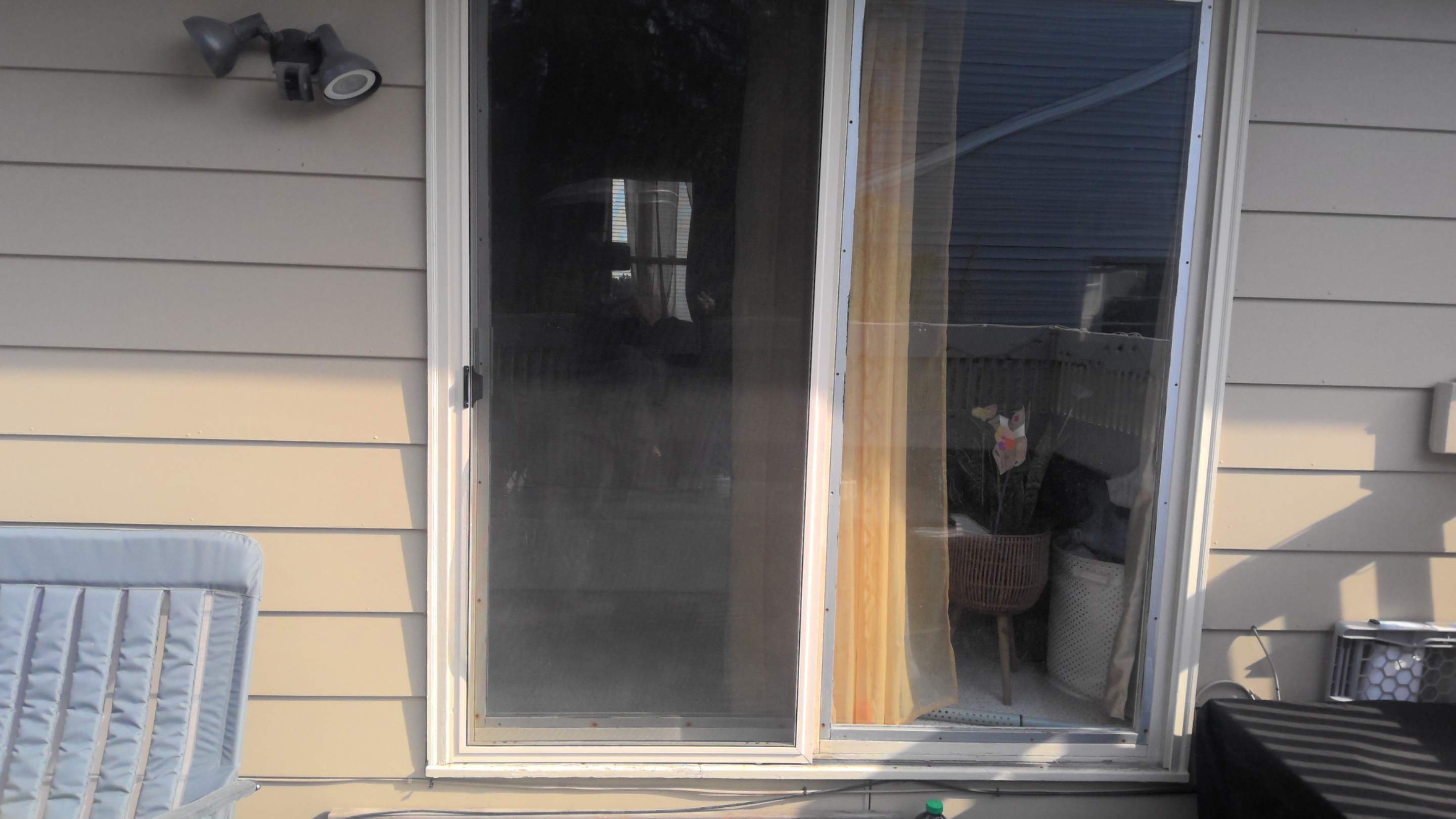 Window installation by United Windows and Siding LLC