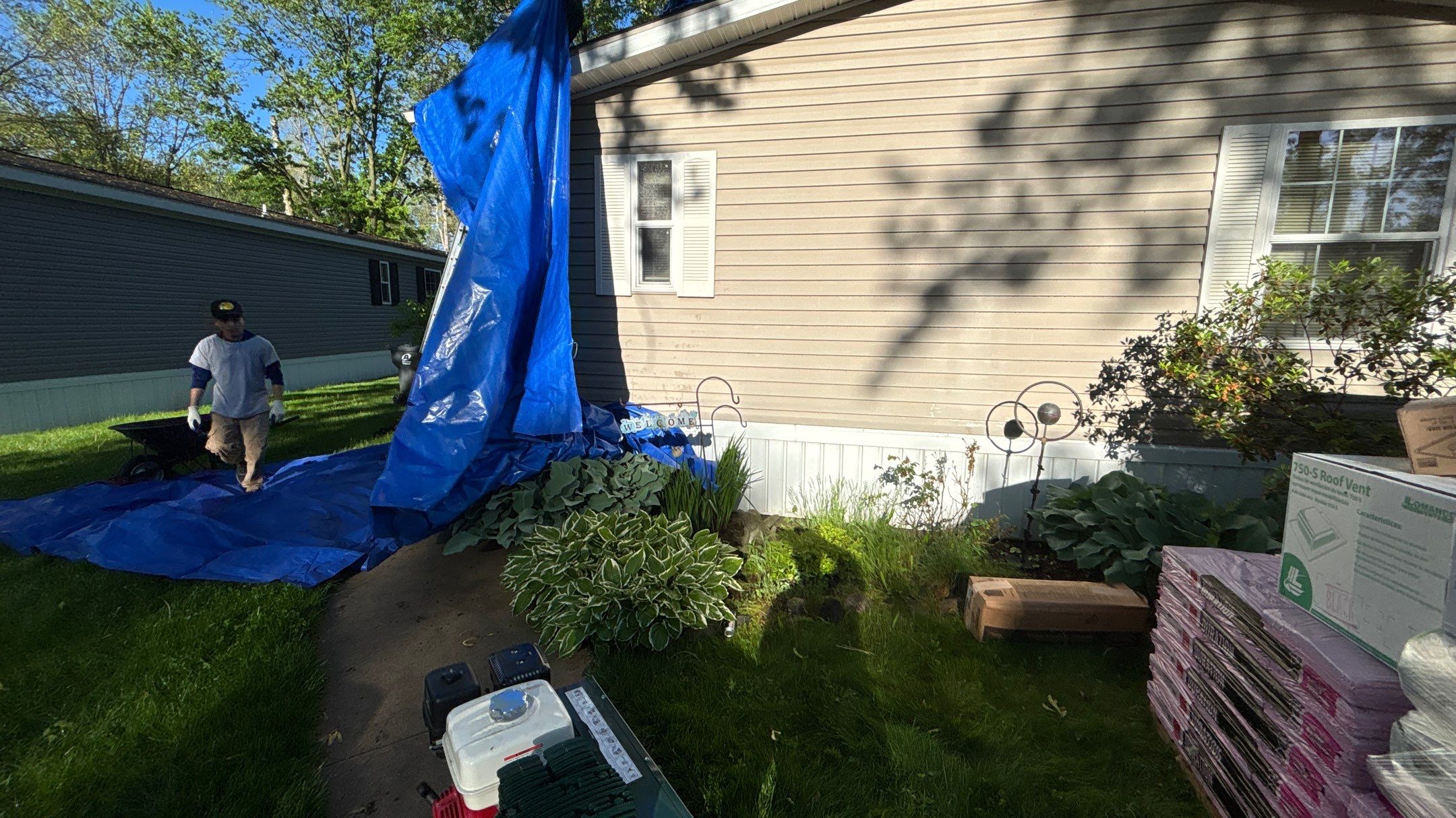 Roof Replacement using Owens Corning Brownwood by 180 Contractors