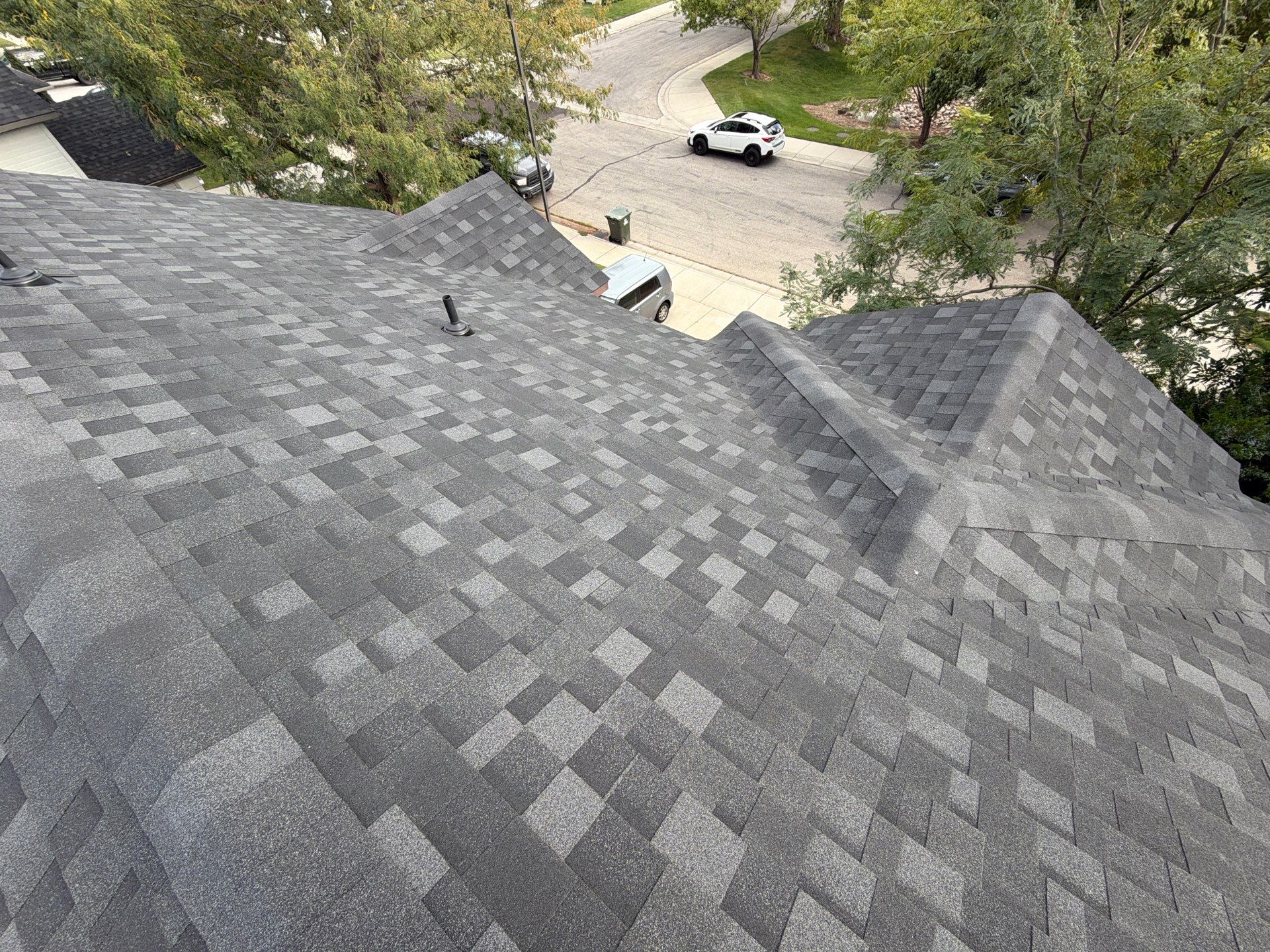 Residential Roof Replacement in Meridian Featuring Charcoal Architectural Shingles by Olive Roofing