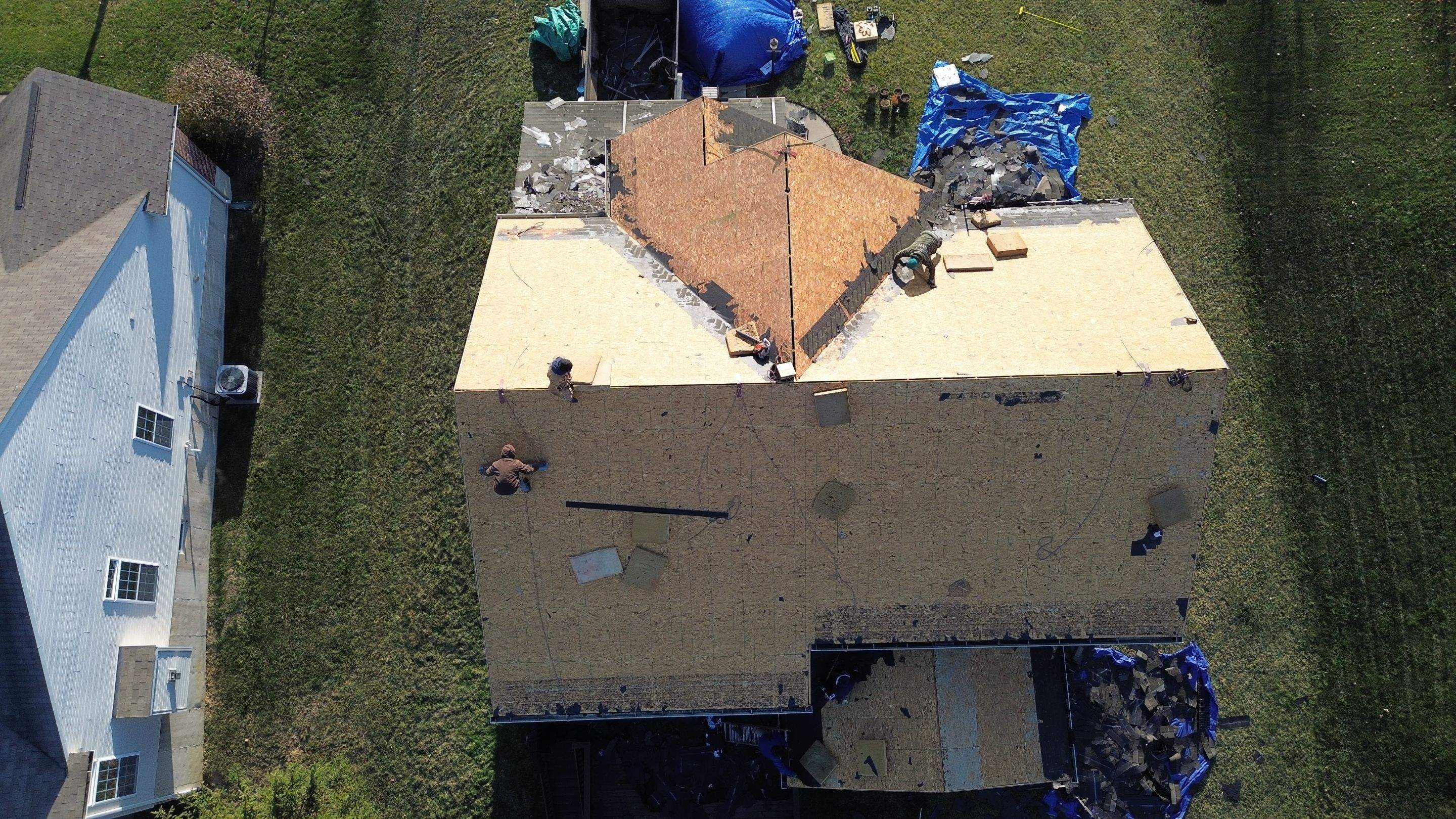 Liberty Township - Pristine Black by Tamlin Roofing