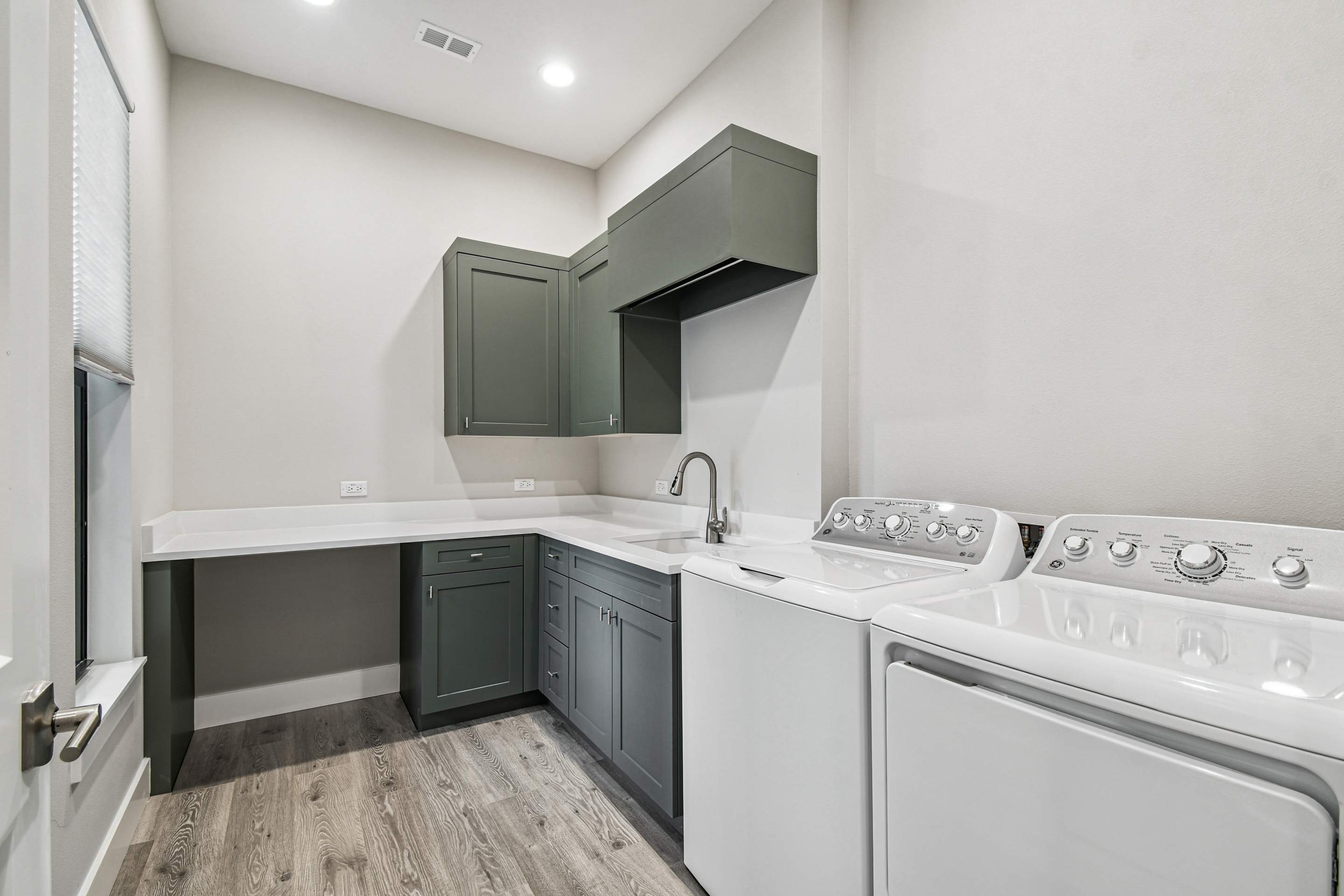 Copperleaf 1815B-3M-C by Lyons Heritage Tampa, LLC