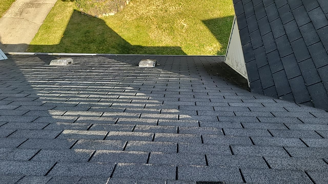 ATLAS PINNACLE PRISTINE COLOR: COPPER CANYON DRIP EDGE: WHITE by Eagle Eye Roofing