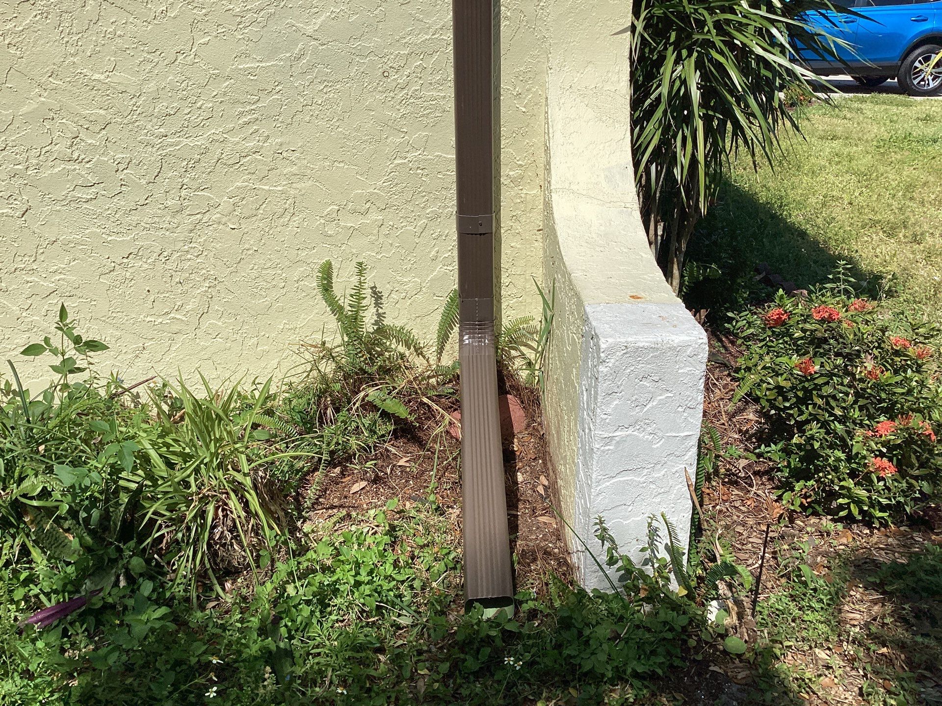 Musket Brown Seamless Gutters using 6 Inch Seamless Gutters in Cape Coral FL by Gutter Professors