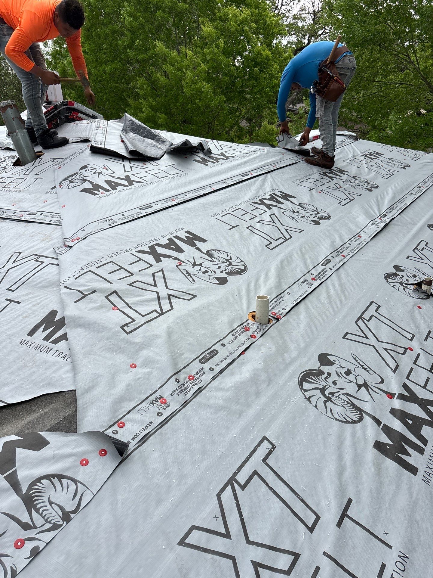 Roof Replacement Houston by Roof Repair Company
