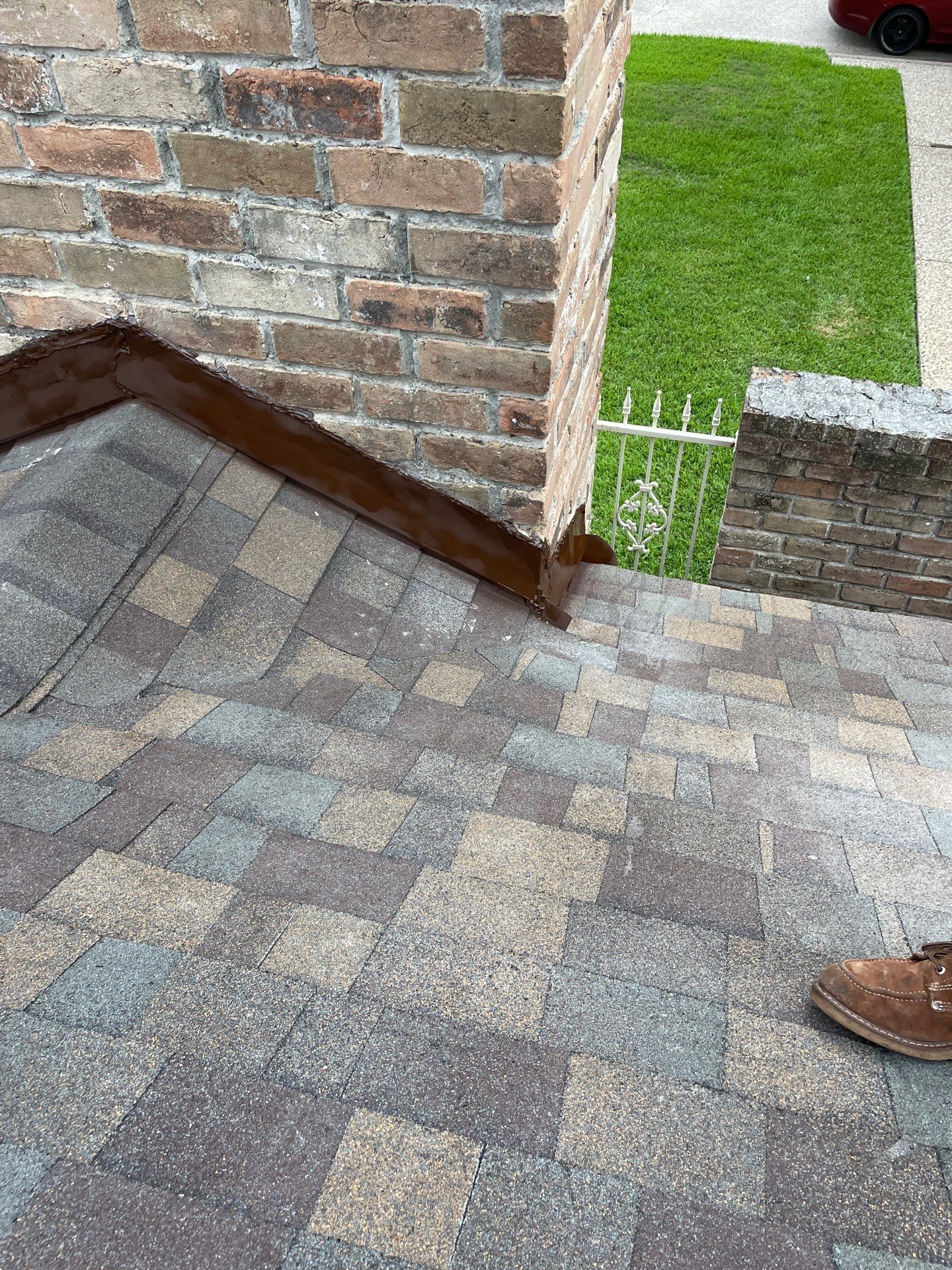 Residential Roofing Installation using Owen's Corning Duration (Lifetime) Shingles by Roof Repair Company