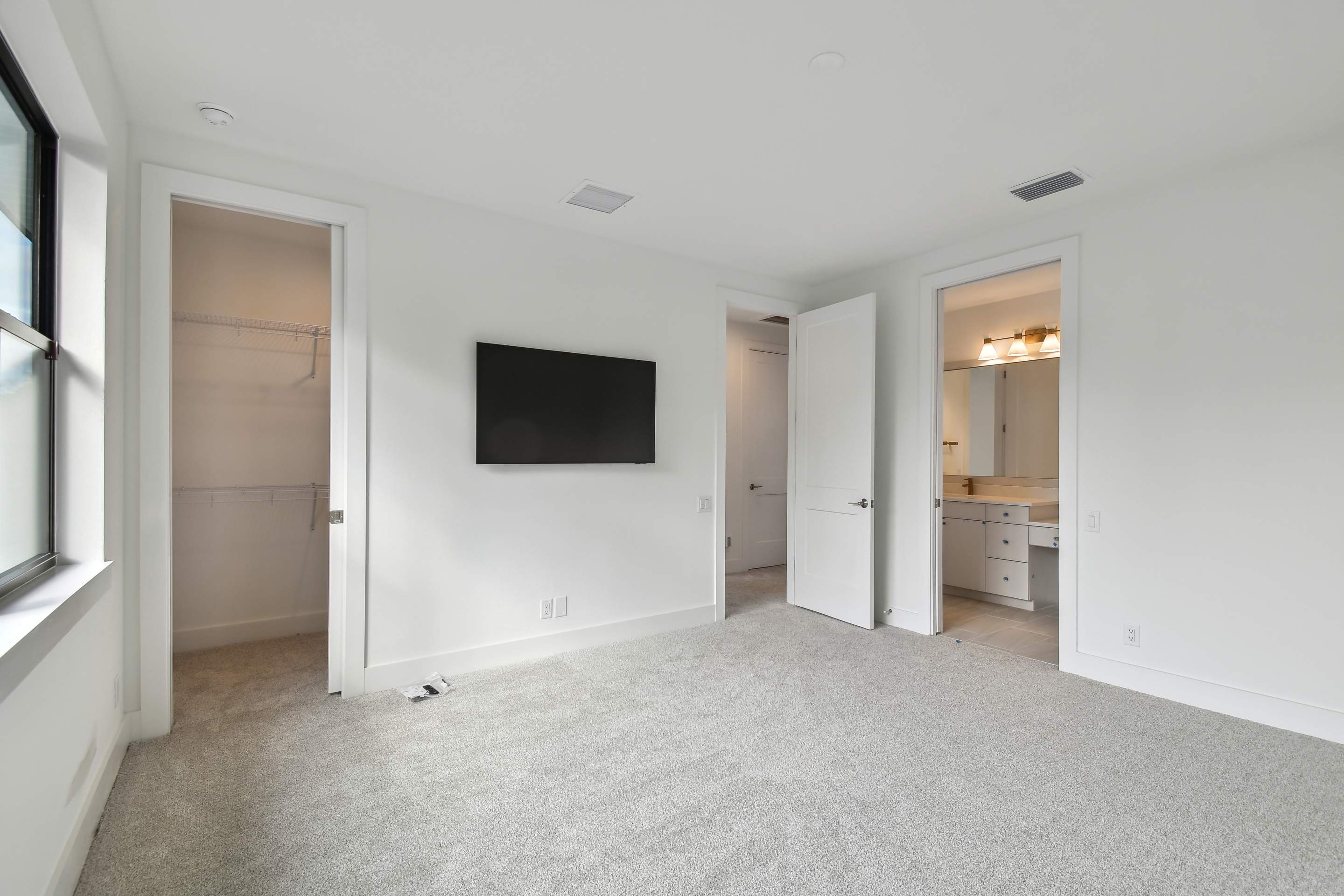 Coastal Soll II by Lyons Heritage Tampa, LLC