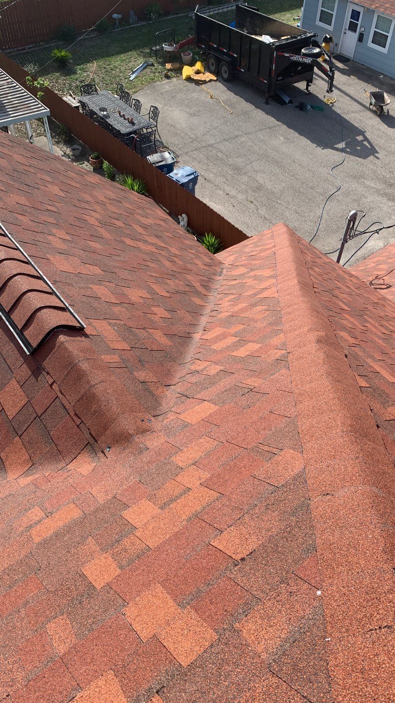 Sinton ShowStopper by Bayfront Roofing and Construction