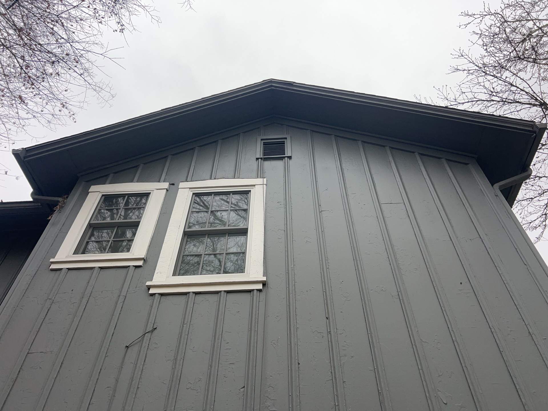 Centenarian Edgeworth Home updated with James Hardie by Ideal Siding Pittsburgh