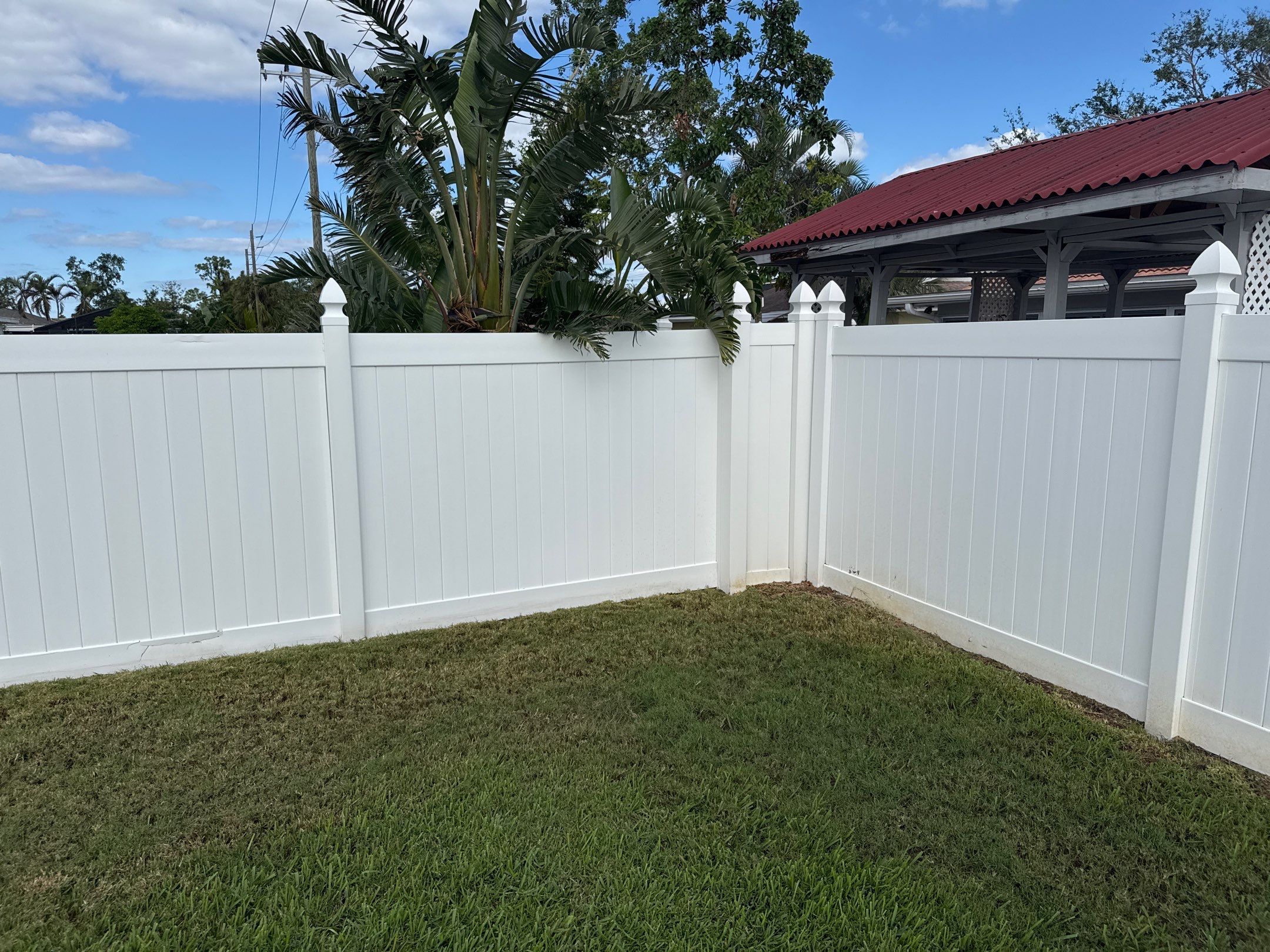 West Bradenton Pressure Washing and Rust Treatment by Sunshine AquaWash