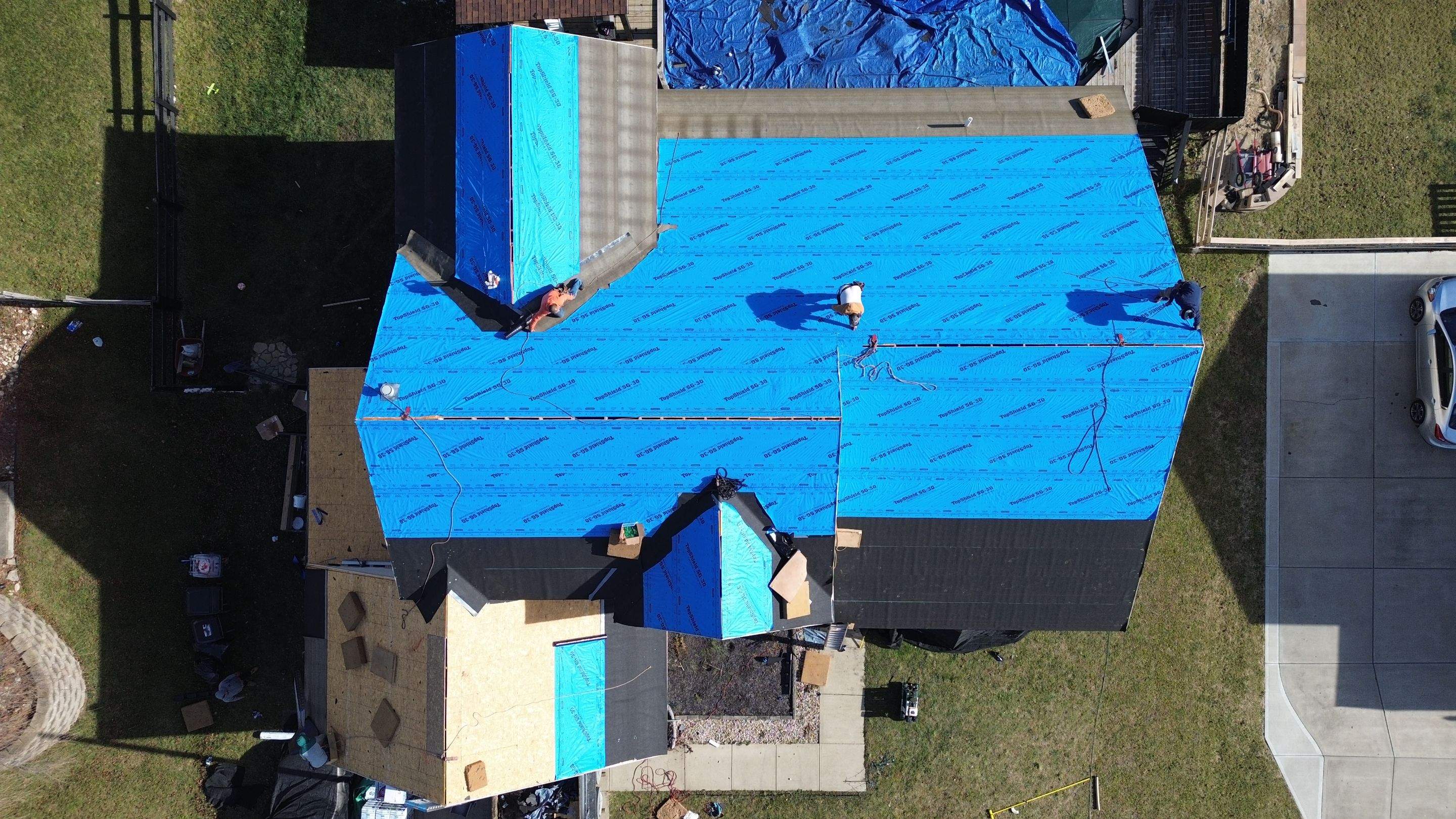 West Hamilton - Pristine Black & Gutters by Tamlin Roofing