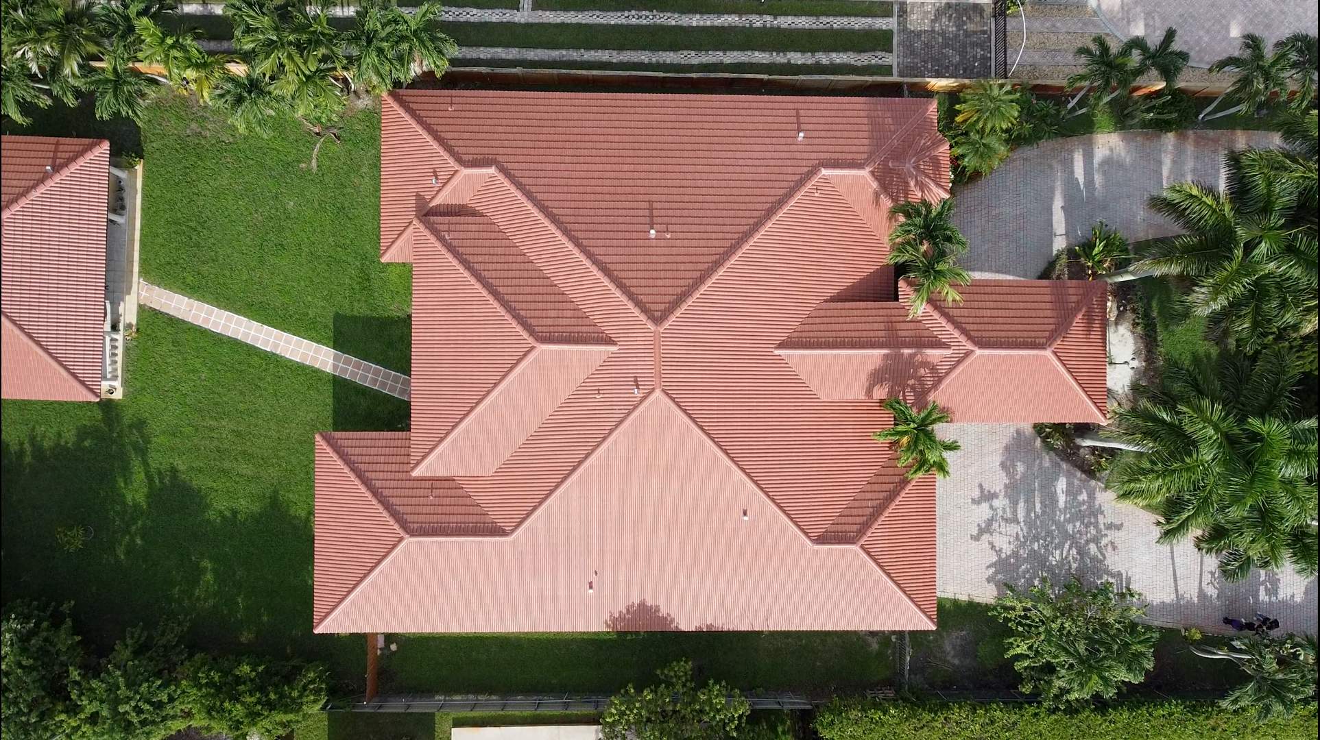 Crown - Tuscany - Adobe Range by Istueta Roofing