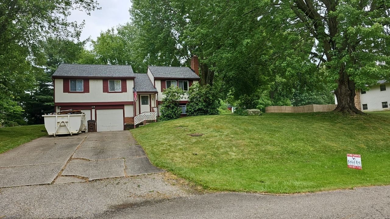 ATLAS PINNACLE HP W/SCOTCHGARD COLOR: SUMMER STORM  by Eagle Eye Roofing