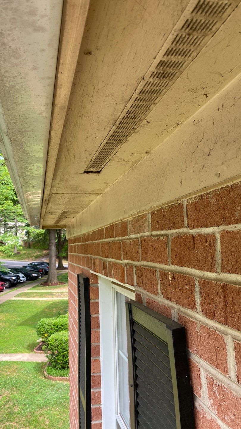 Springfield: CertainTeed Landmark Pro Designer Shingles in Max Def Pewterwood by RM Banning, Inc.