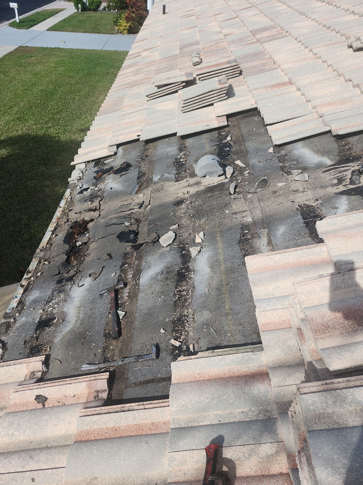 ๐ก Expert Tile Roof Repair in Boynton Beach! ๐จ | Aastro Roofing Company by Aastro Roofing