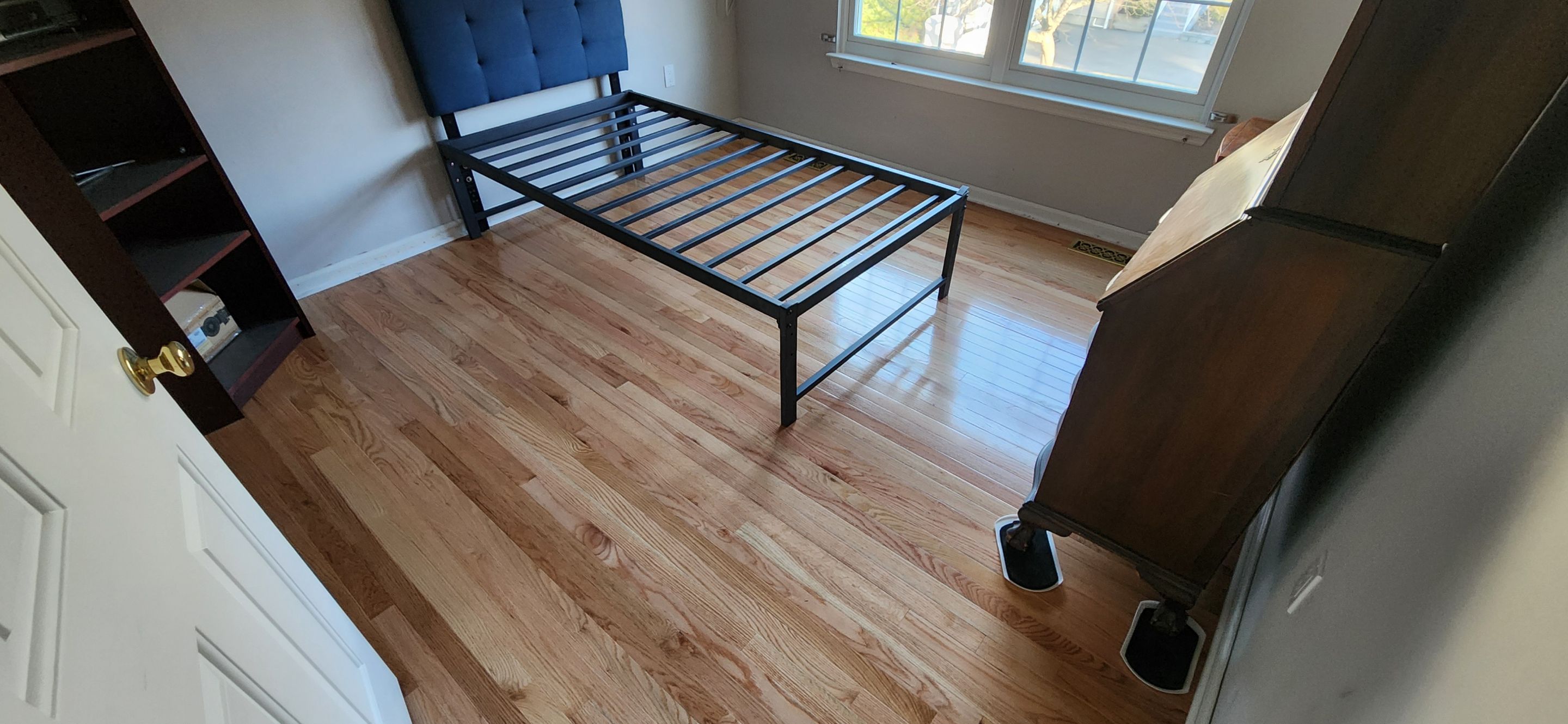 Prefinished 2 1/4 Red Oak Install w/ Carpet Removal by Footprints Floors Morristown