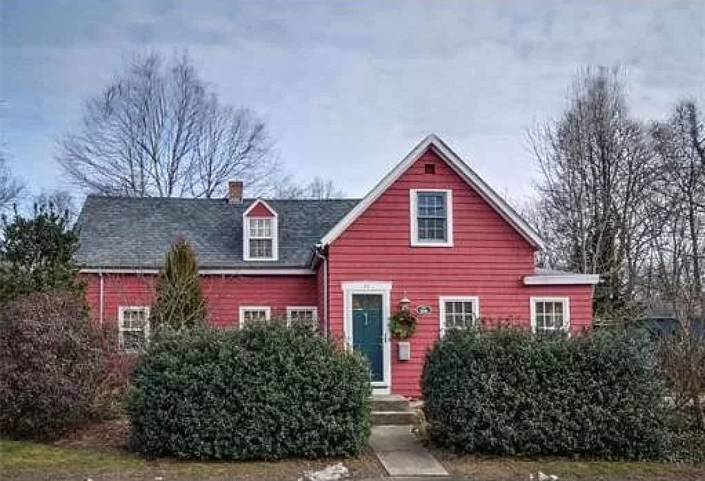 Siding Installation using James Hardie by UBrothers Construction