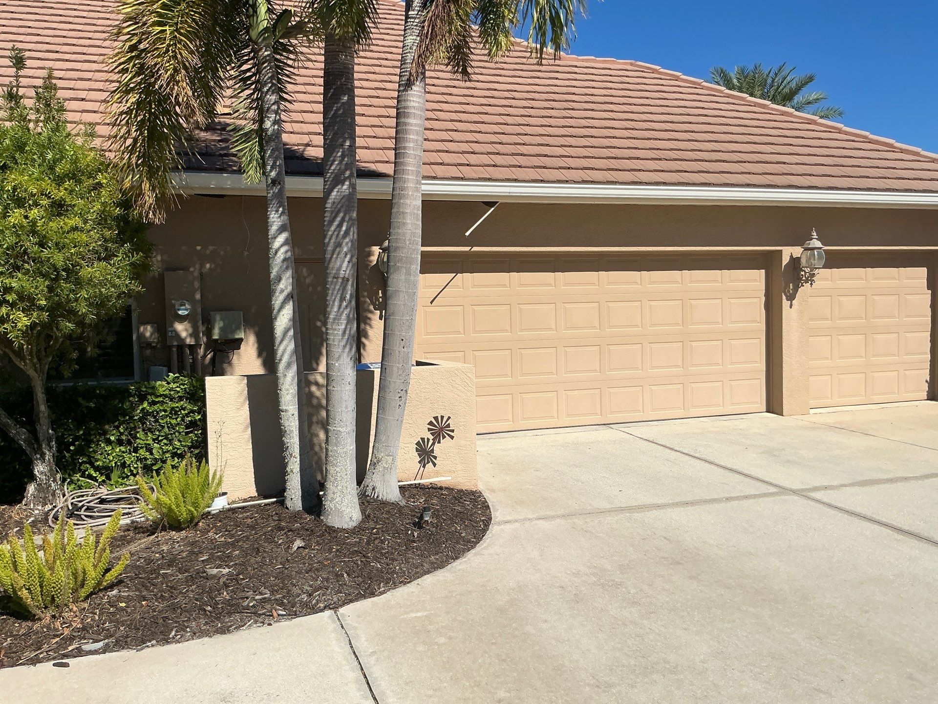 White Soffit and Fascia Installation for Coastal Homes in Sarasota FL by Gutter Professors