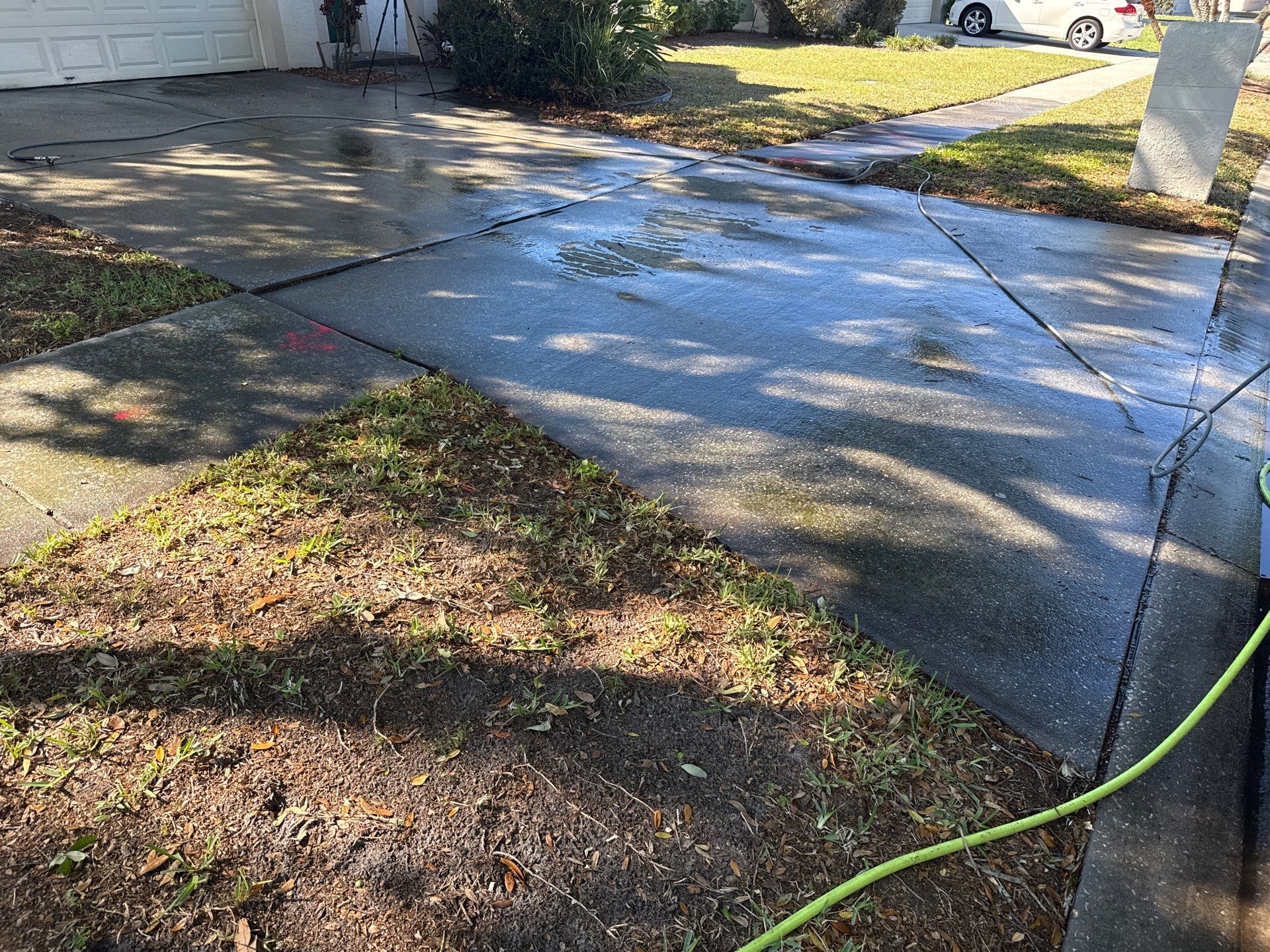 Concrete Driveway & Sidewalk Cleaning ā Peppermill IV at Providence Lakes, Brandon, FL by Sunshine AquaWash