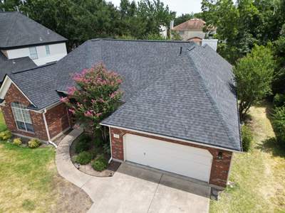 Moire Black - CertainTeed Landmark