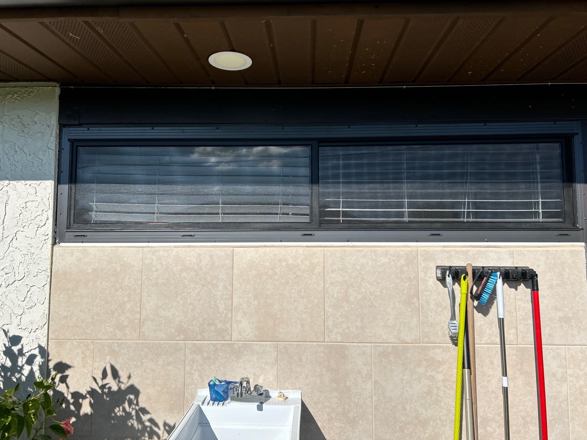 Eze Breeze porch enclosure, CGI Windows and doors  by Windows For Life 