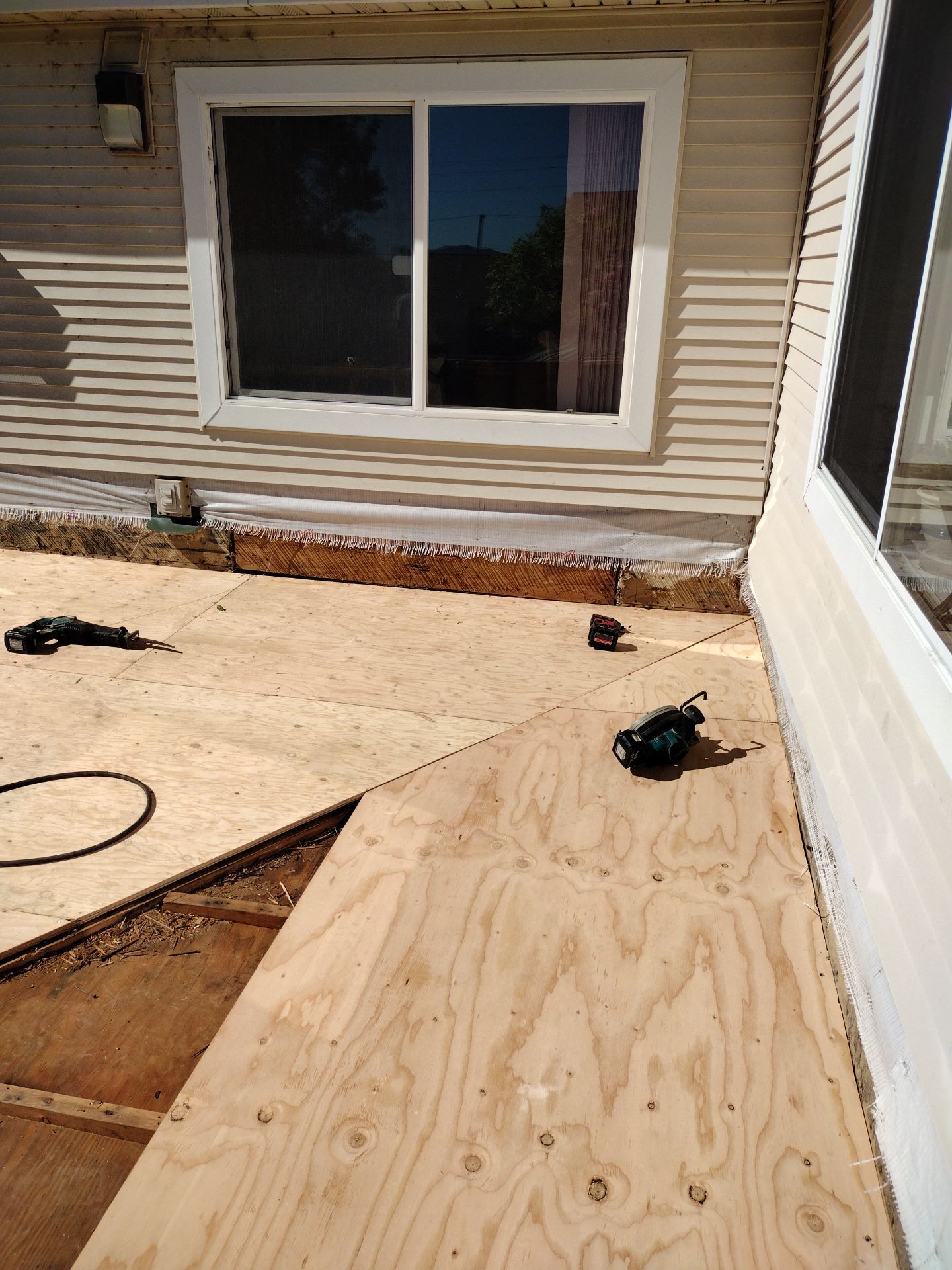 Dec-Tec Walkable Membrane using Dec-Tec (Color: Granite) by Orezona Building & Roofing Company, Inc.