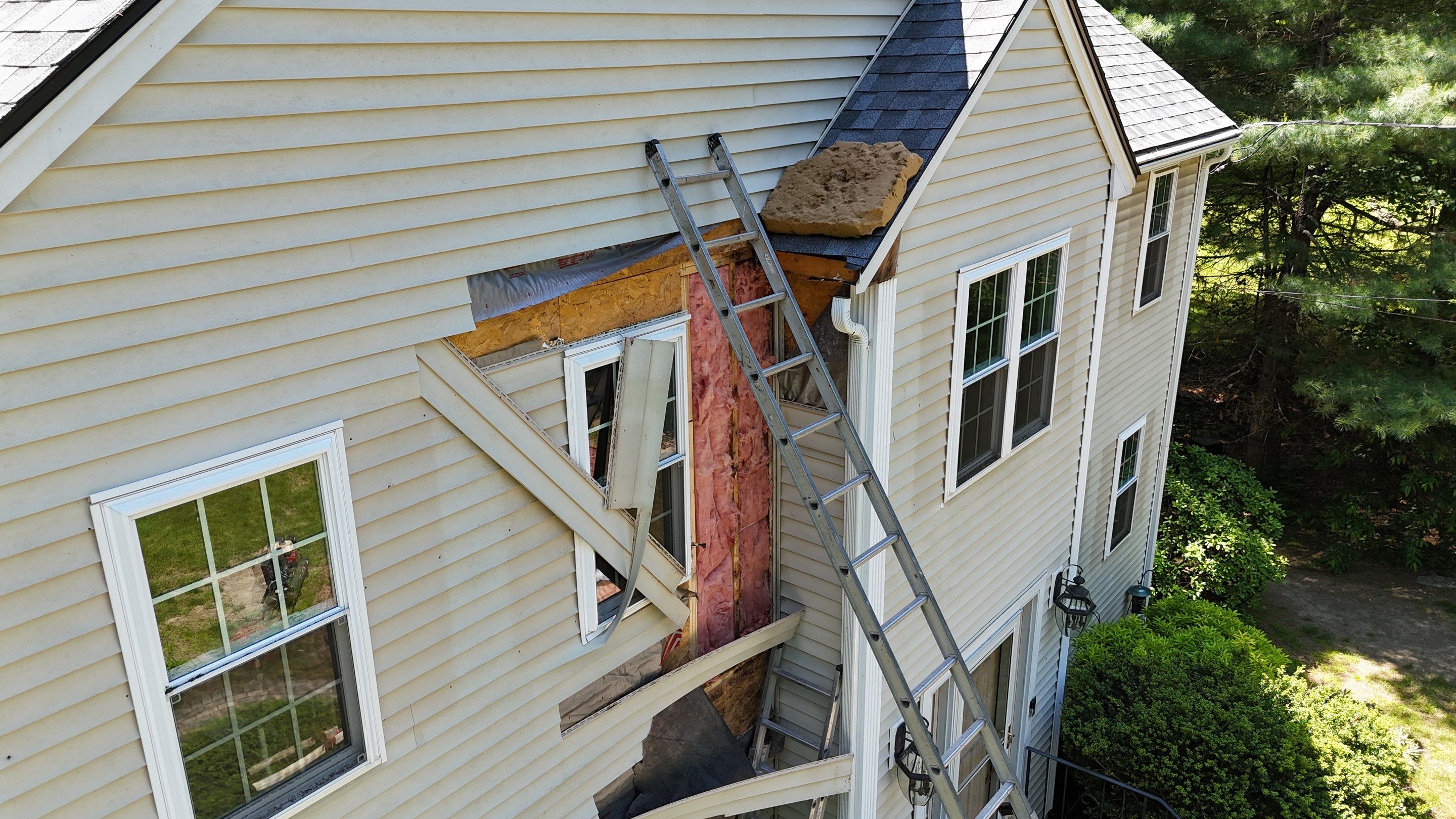 Leak Repair & Gutter Replacement in Chelmsford, MA by Mighty Dog Roofing of Greater Middlesex County