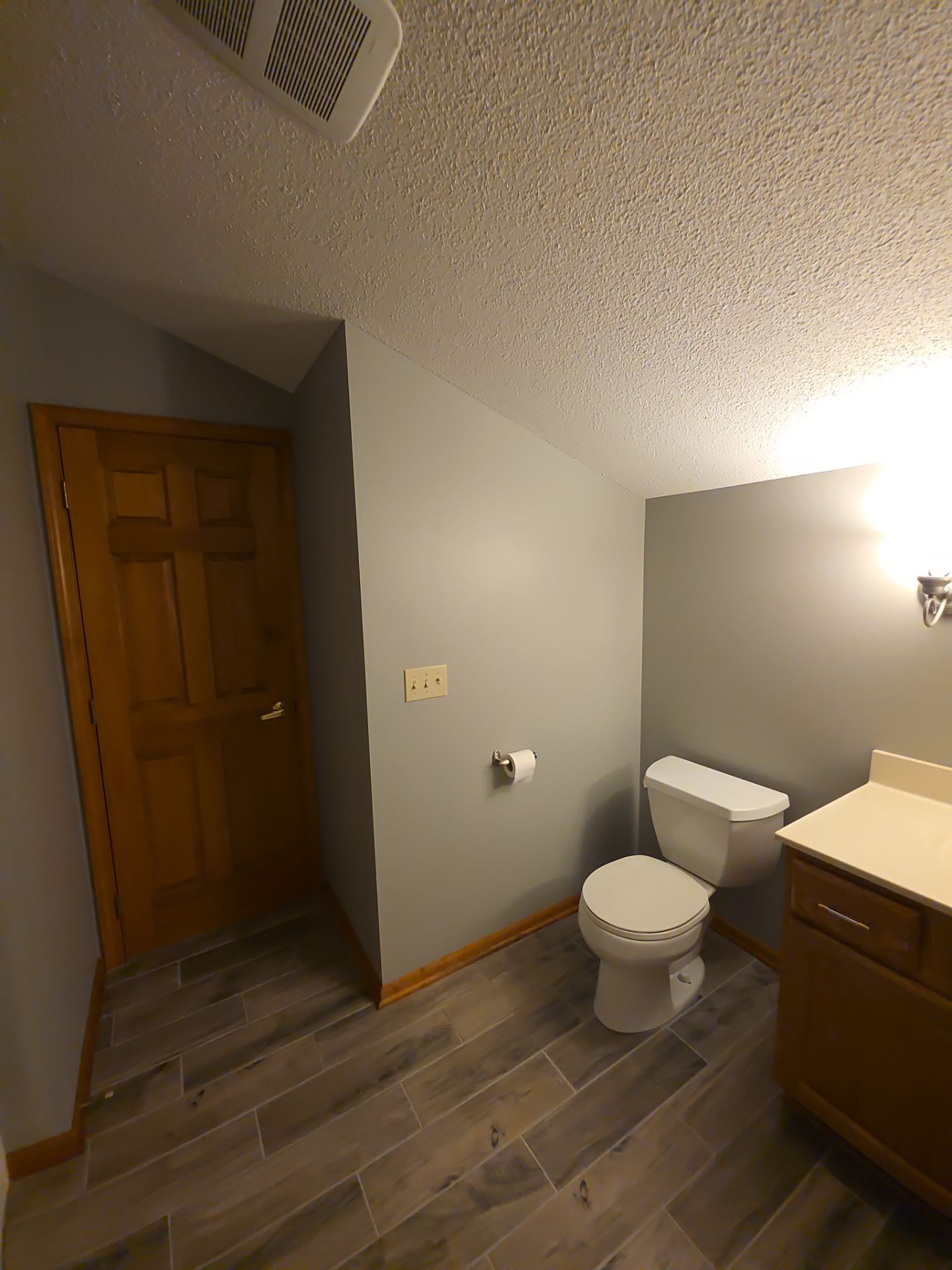 Comprehensive Interior Repaint and Drywall Repair in Muskegon, Michigan by Gordon Painting