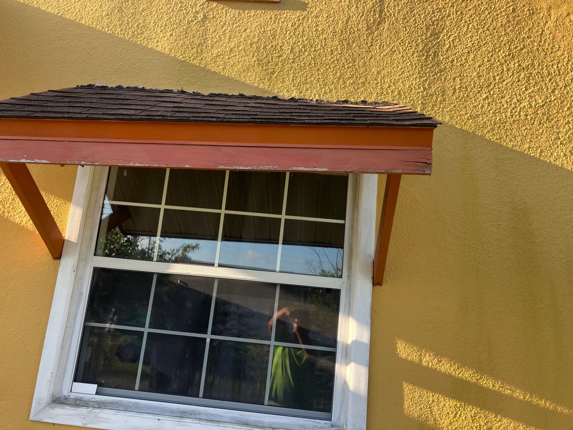 Project in Gulfport 33707 by Mitchell Roofing Company LLC 