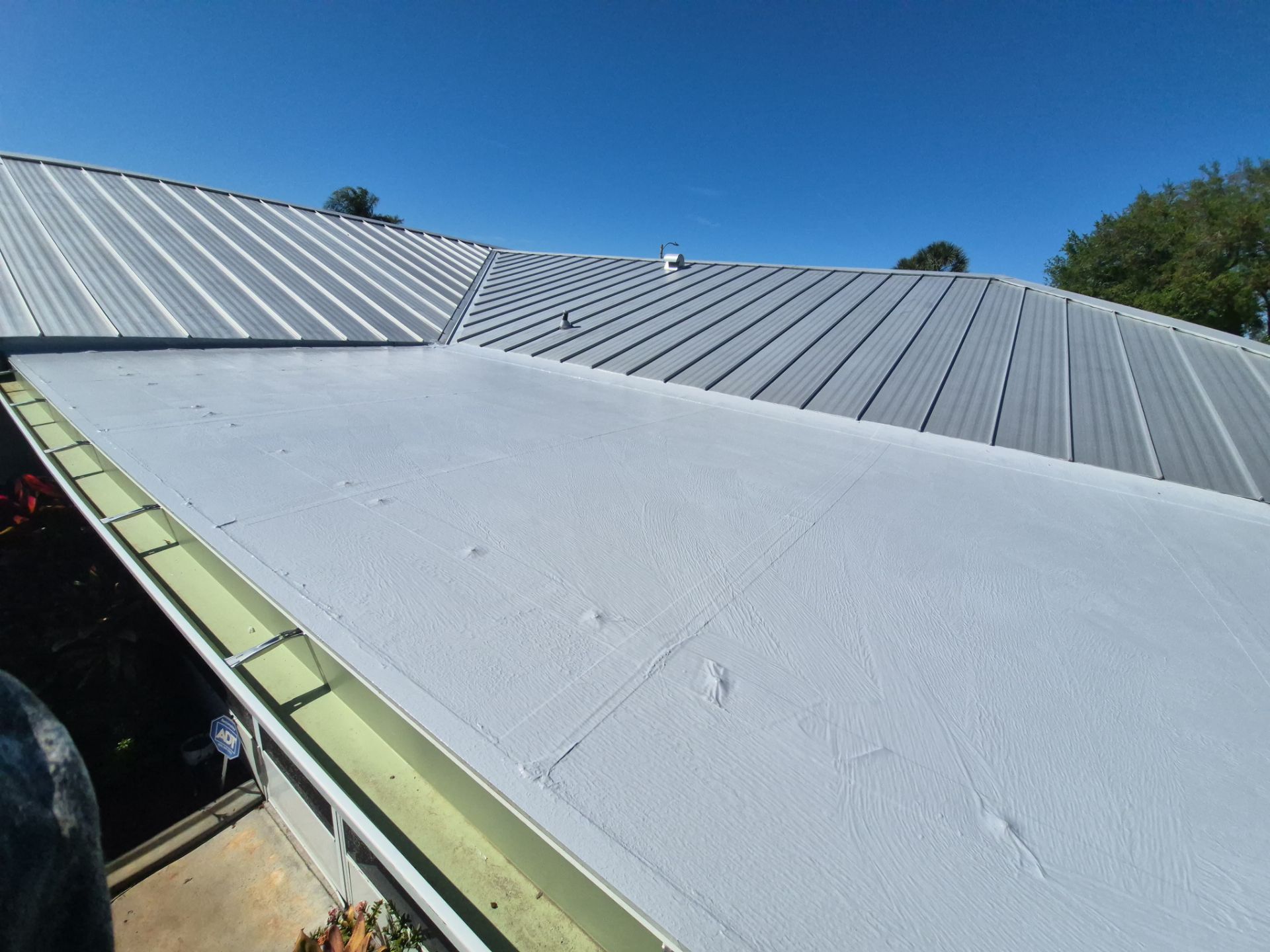 Project in Largo 33774 by Mitchell Roofing Company LLC 