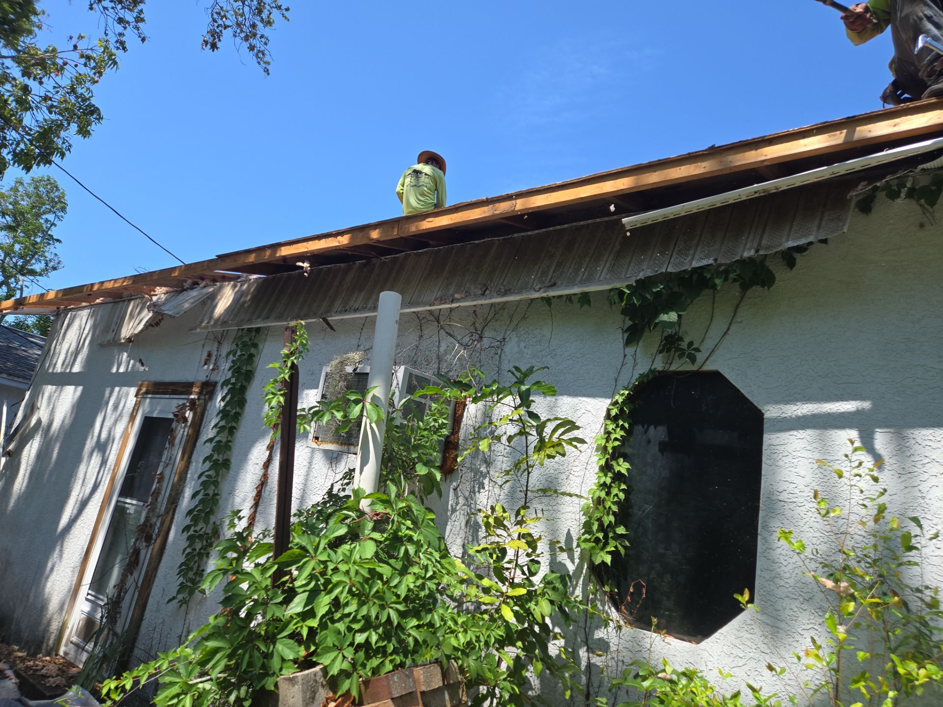 Project in St. Petersburg 33705 by Mitchell Roofing Company LLC 
