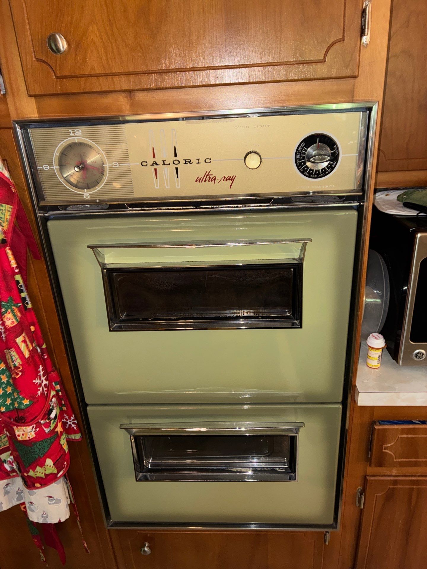 Caloric Wall Oven - Rivervale NJ by Belgrove Appliance Inc