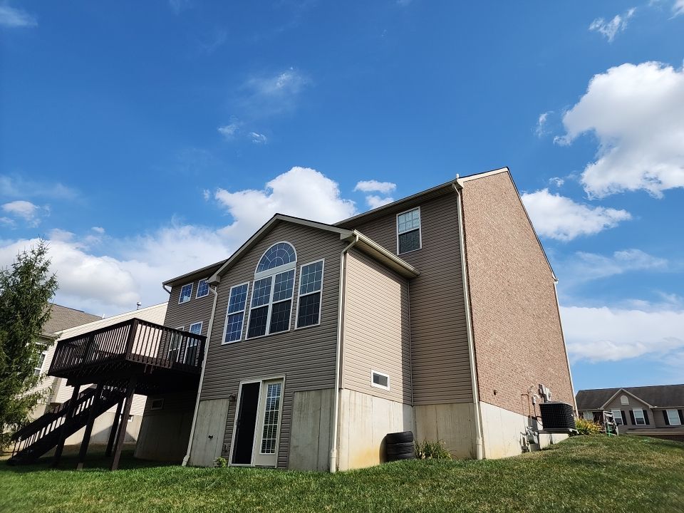 Liberty Township - Pristine Black by Tamlin Roofing