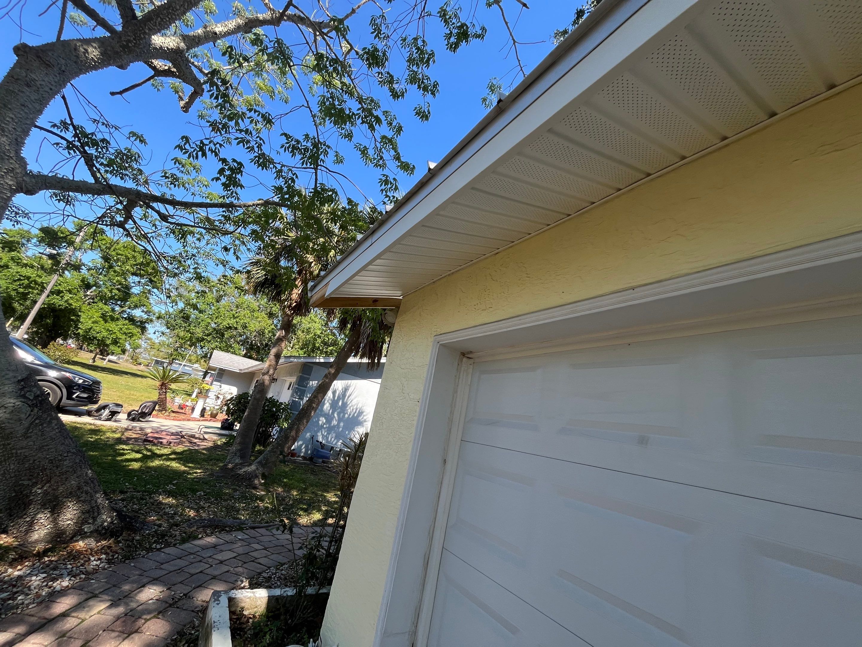 Soffit and Fascia Installation in Sarasota FL by Gutter Professors
