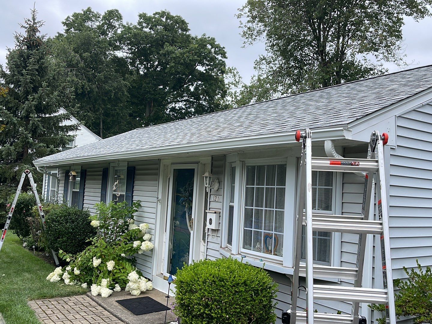 Residential Roofing Installation using Owens Corning TruDefinition Sierra Gray by A Plus Exterior