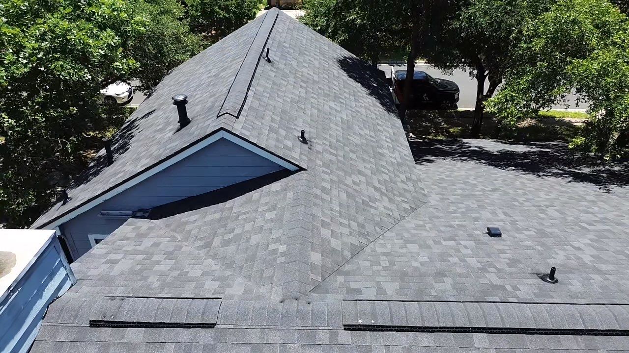 Onyx Black - Owens Corning TruDefinition Duration by RoofsOnly.com