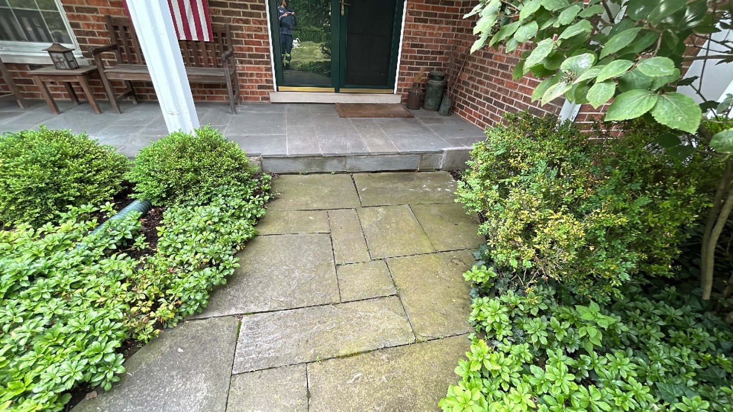 Northfield, IL patio power washing by Northern Power Washing LLC.