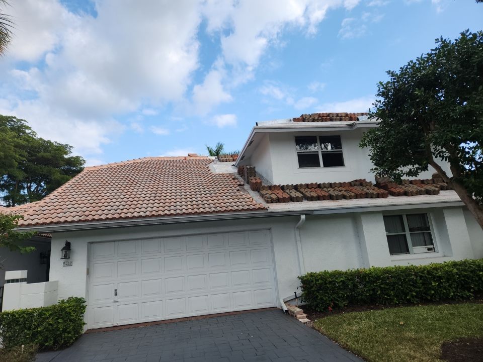 Tile Roof Repair in Boca Raton – Exceptional Service & Customer Satisfaction by Aastro Roofing